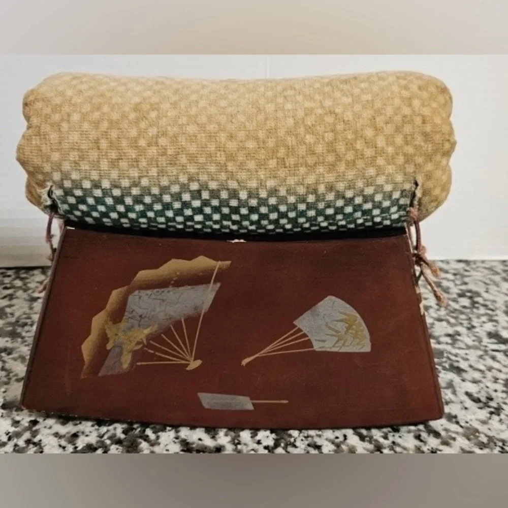Antique Japenese Lacquered Wooden Neck‎ Pillow Geisha Traditional Takamakura Fan